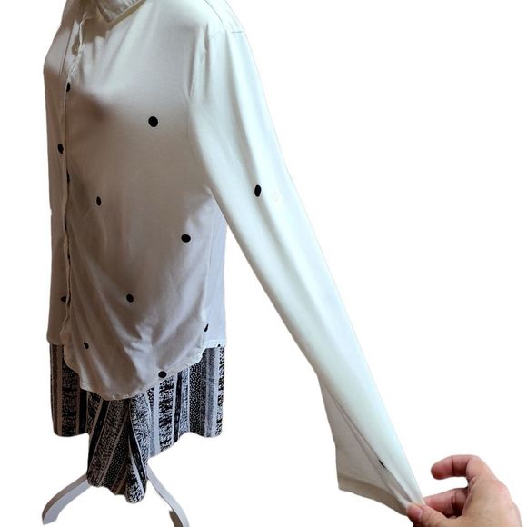 White with Black Polka dot Lularoe Shirt Size Large - Picture 4 of 5